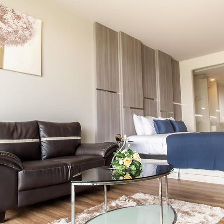 Aparthotel The Ark By Veloche Phuket Esterno foto